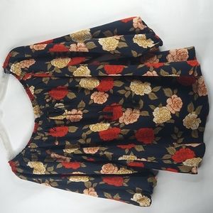 MPH Collections Floral Blouse Size: Large